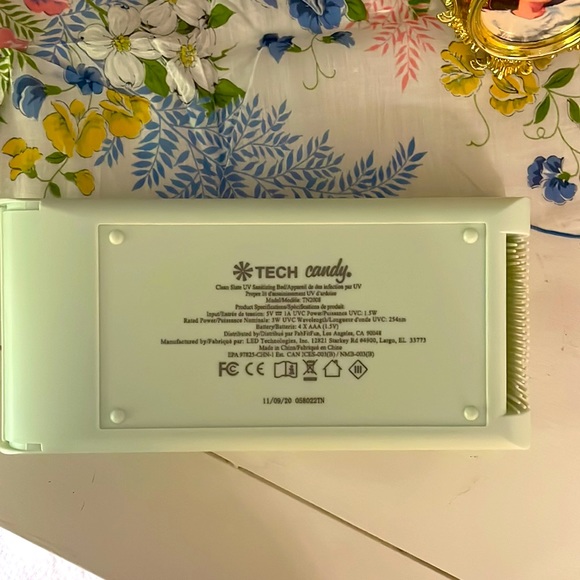 Tech Candy UV Phone Sanitizer - Picture 2 of 2